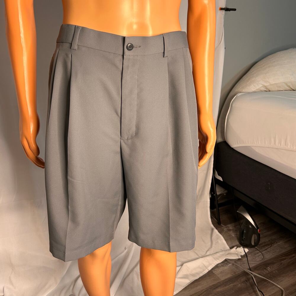PGA Tour Golf Shorts Mens 36 Gray Performance Flat Front Casual dadcore
